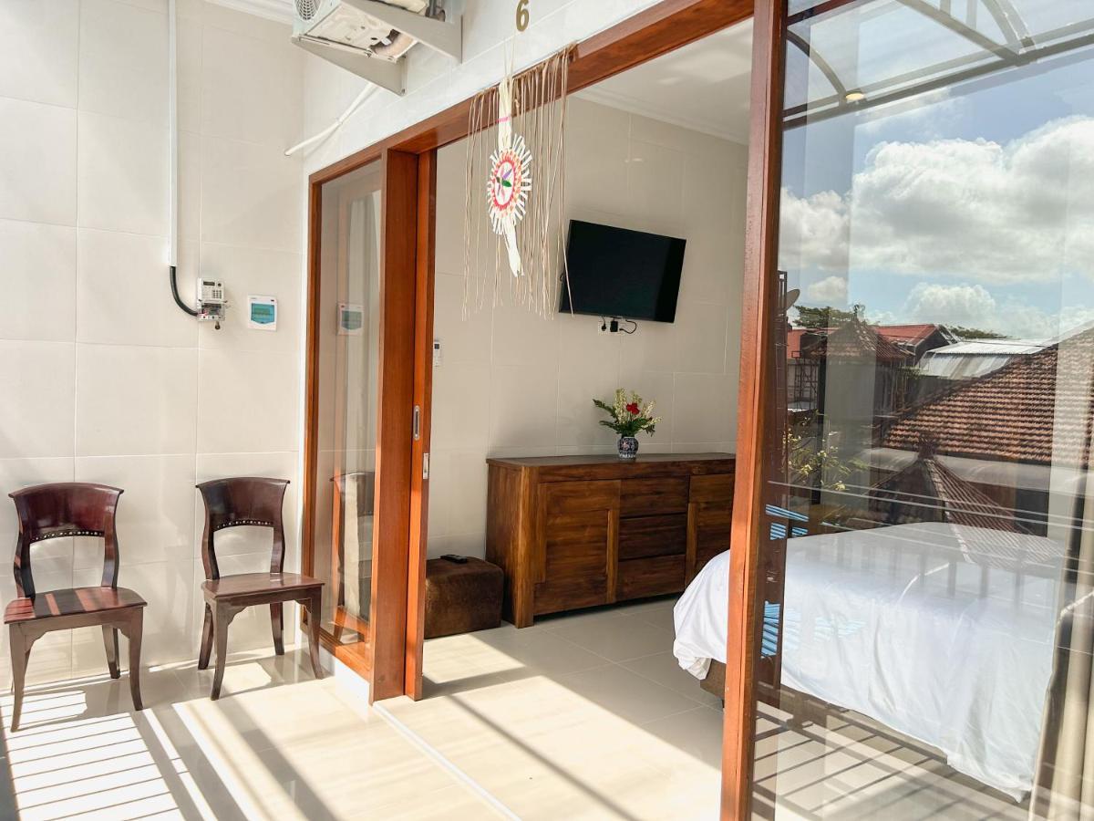 James Guest House Seminyak Extérieur photo
