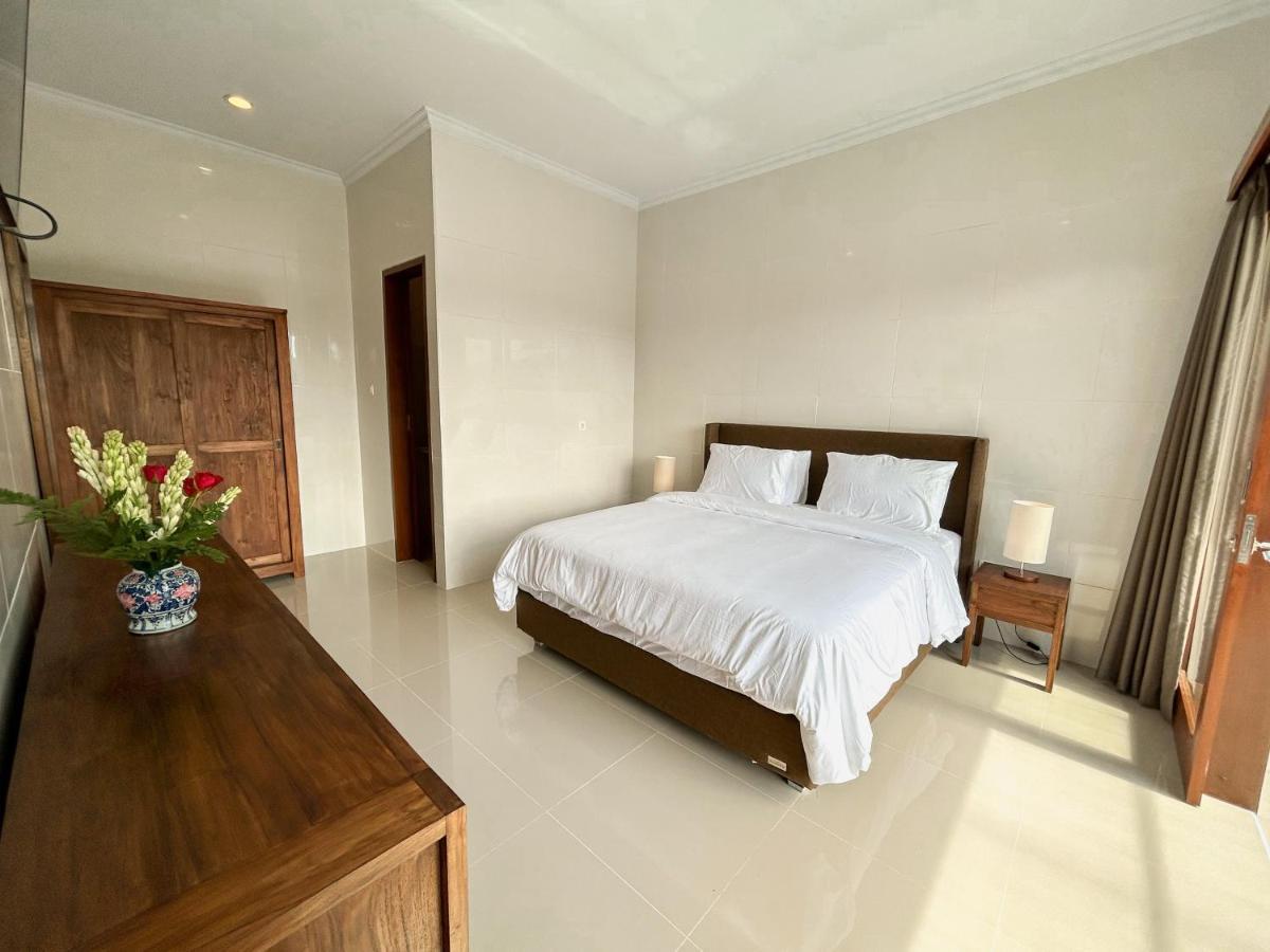 James Guest House Seminyak Extérieur photo